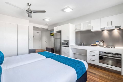 Essence Apartments Chermside - Accommodation NT 5