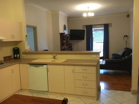 Jasons Place - Accommodation NT 6