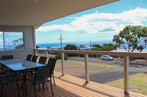 Bayview House - Accommodation NT 16