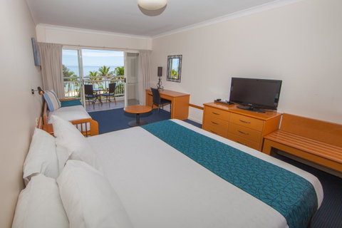 Tangalooma Island Resort - NT Tourism 19