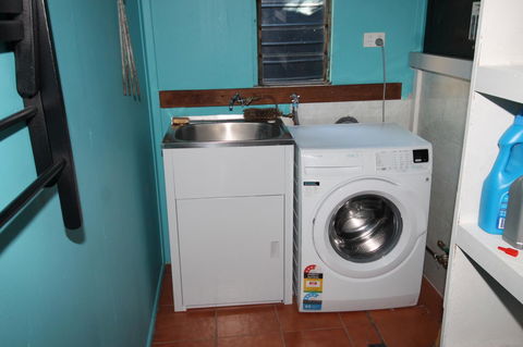 Signal Cottage - Accommodation NT 11