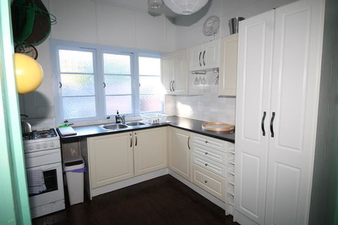 Signal Cottage - Accommodation NT 6