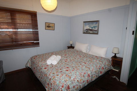 Signal Cottage - Accommodation NT 7