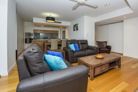 Maggies Beachfront Apartment 6 - Accommodation NT 2