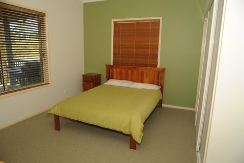 Waterfront At White Patch - Accommodation NT 18