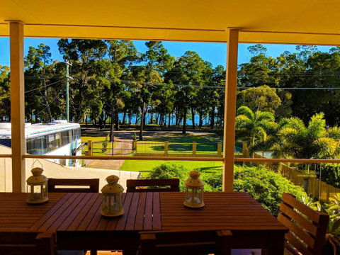 Waterfront At White Patch - Accommodation NT 9