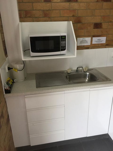 Bribie Waterways Motel - Accommodation NT 30