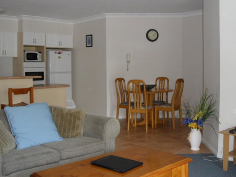 Sylvan Beach Resort - Accommodation NT 33