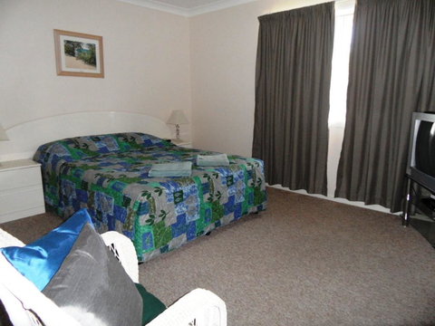 Sylvan Beach Resort - Accommodation NT 28