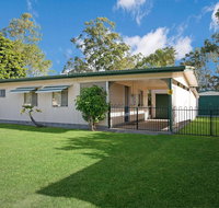 Lowset pet friendly cottage - Sunset Ave Bongaree - Accommodation NT