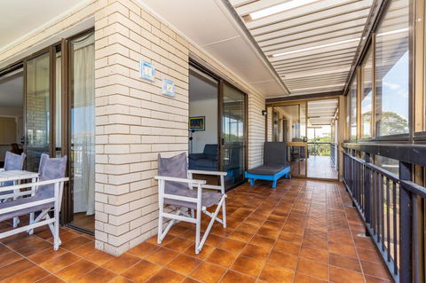 Spacious Unit Overlooking Moreton Bay - Boyd St, Woorim - NT Tourism 12