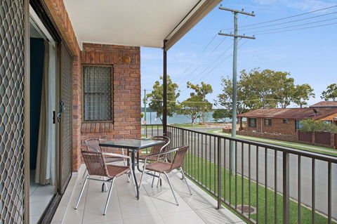 Waterviews,Pool, Wifi Its All Here !- Welsby Pde, Bongaree - NT Tourism 0