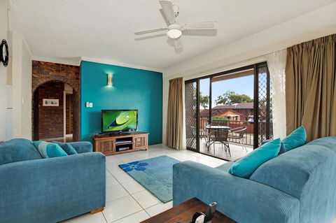 Waterviews,Pool, Wifi Its All Here !- Welsby Pde, Bongaree - NT Tourism 11