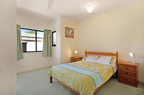 Quiet Location Across From Waterfront - South Esp, Bongaree - NT Tourism 17