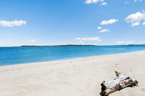Quiet Location Across From Waterfront - South Esp, Bongaree - NT Tourism 18