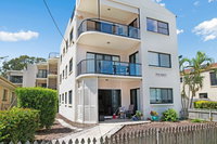 Quiet location across from waterfront - South Esp Bongaree