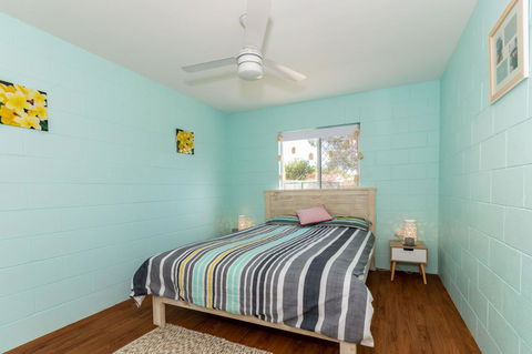 Charm And Comfort In This Ground Floor Unit With Water Views! Welsby Pde, Bongaree - NT Tourism 9