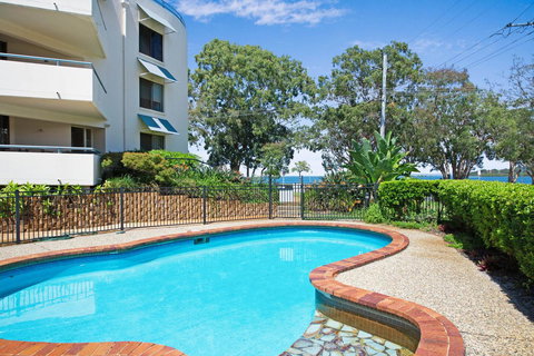 Everything You Need Including A Pool! Karoonda Sands Apartments - Accommodation NT 6