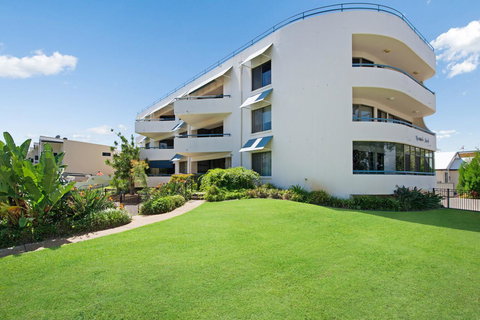 Everything You Need Including A Pool! Karoonda Sands Apartments - Accommodation NT 10