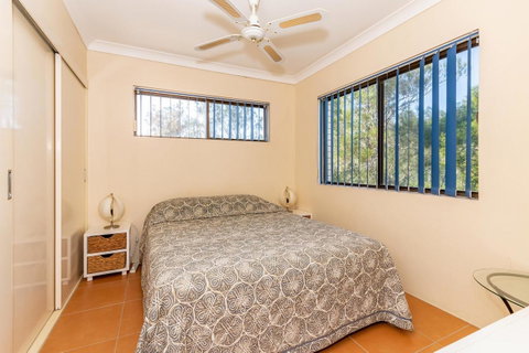 Fantastic Views From This Top Floor Unit! - Accommodation NT 9