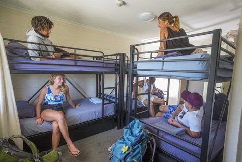 Manta Lodge YHA & Scuba Centre - Accommodation NT 10