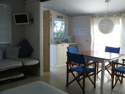 Sea Shanties - Accommodation NT 21