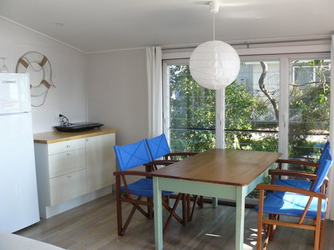 Sea Shanties - Accommodation NT 1