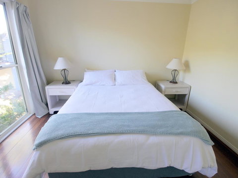 Blue House - Accommodation NT 9