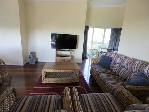 Blue House - Accommodation NT 16