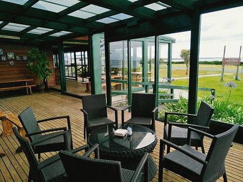 Baudins Accommodation And Restaurant - Accommodation NT 21