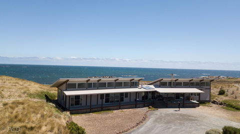 Turnstone Beach House - Accommodation NT 8