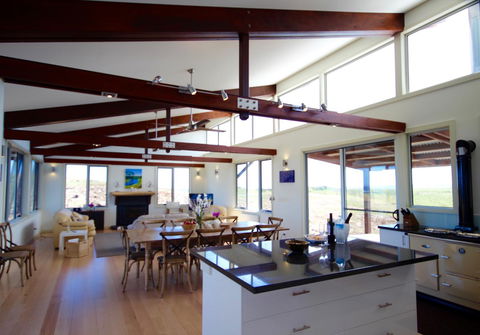 Turnstone Beach House - Accommodation NT 22