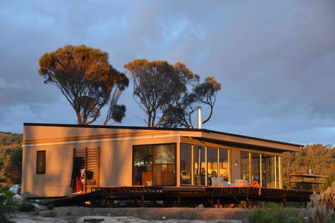 Sawyers Bay Shacks - NT Tourism 10