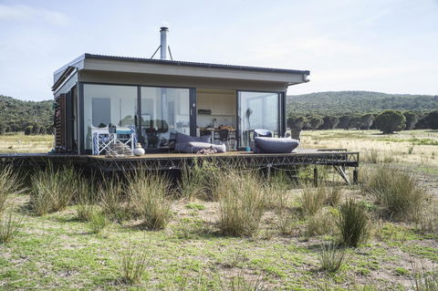 Sawyers Bay Shacks - NT Tourism 9