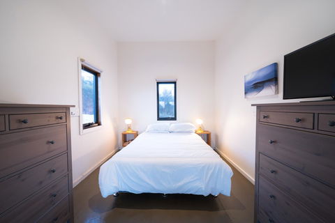 Sawyers Bay Shacks - NT Tourism 3