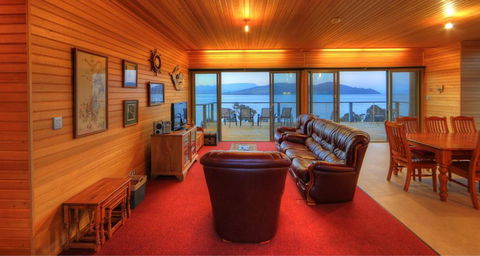 Bruny Island Escapes And Hotel Bruny - NT Tourism 8
