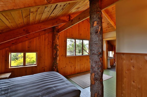 Bruny Island Lodge - NT Tourism 14