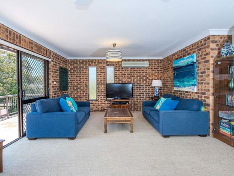 'COLUMBIA VIEWS', 2/9 COLUMBIA CLOSE - AIRCON, WIFI, NETFLIX, VIEWS & BOAT PARKING - NT Tourism 3