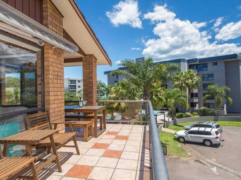 'COLUMBIA VIEWS', 2/9 COLUMBIA CLOSE - AIRCON, WIFI, NETFLIX, VIEWS & BOAT PARKING - NT Tourism 1