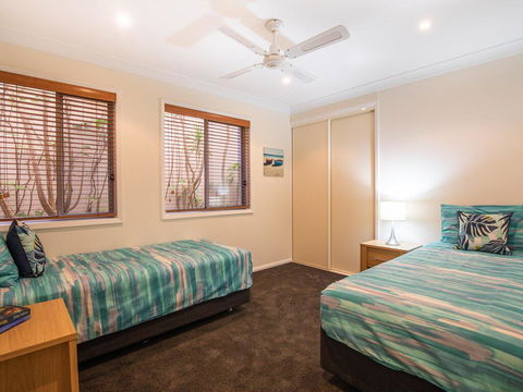 'Dutchies Vista' 1/45 Christmas Bush Ave - Ground Floor Duplex With Stunning Water Views - NT Tourism 1