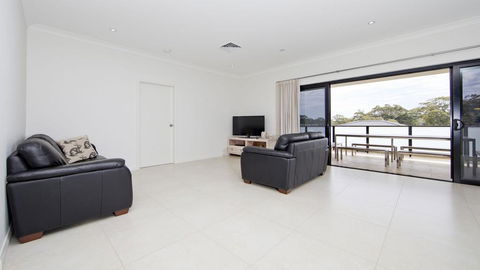 'Ocean To Beach' Luxury Hide Away - NT Tourism 3