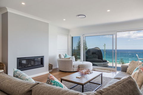 'Salt & Light' Mollymook - NT Tourism 3