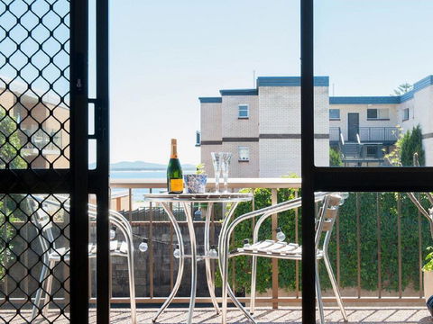 1 'BAHIA', 47 RONALD AVE - GREAT LOCATION WITH FILTERED WATER VIEWS - NT Tourism 0