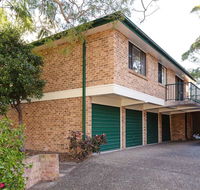 1 'Monterea' 3 Ondine Close - Walking distance to Beach