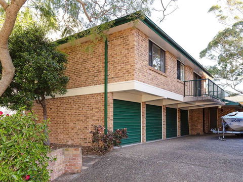 1 'Monterea' 3 Ondine Close - Walking Distance To Beach - NT Tourism 0