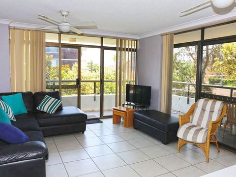 1 'The Commodore' 9-11 Donald St - Ground Floor Unit, Close To Shops, Cafe's And Marina - NT Tourism 3