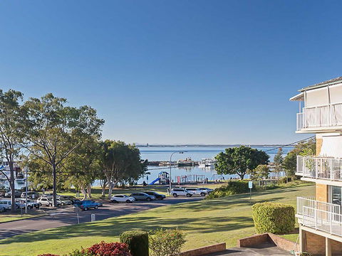 10 'Teramby Court' 104 Magnus Street - In Nelson Bay CBD With Water Views And WIFI - NT Tourism 0
