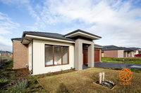 Book Cranbourne West Accommodation Vacations Accommodation NT Accommodation NT