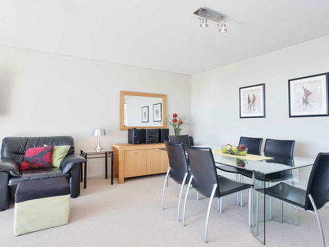 11 'Bayview Apartment' 42 Stockton Street - Right In The CBD Of Nelson Bay With Water Views - NT Tourism 1