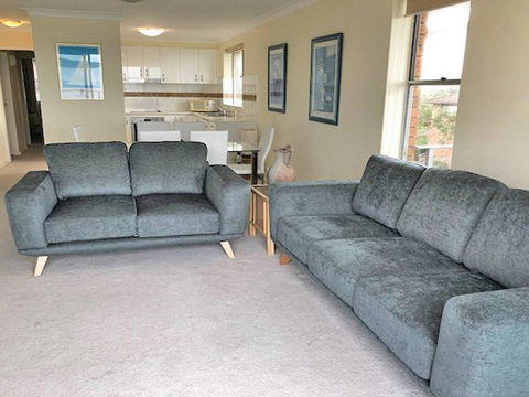 11 'Luskin Lodge' 29 Weatherly Close - Stunning Water Views - NT Tourism 2